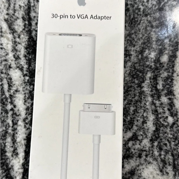 Lot of 12 Apple A1368 30-Pin VGA Adapter iPad 2/iPhone 4/iPod Touch MC552ZM/B - Picture 2 of 5